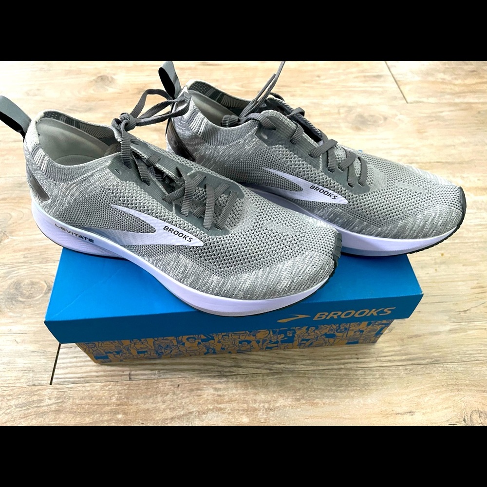 Gray & Purple Brooks